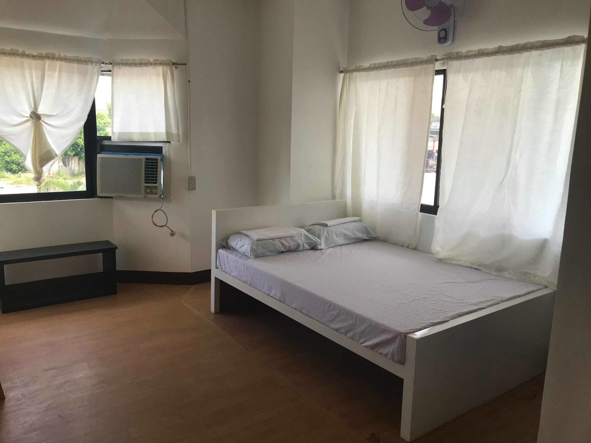 His Capsule Hostel Tacloban Extérieur photo
